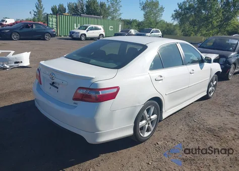 2007 Toyota Camry Ce/Le/Xle/Se z USA, uszkodzony, nr VIN 4T1BE46K47U714142